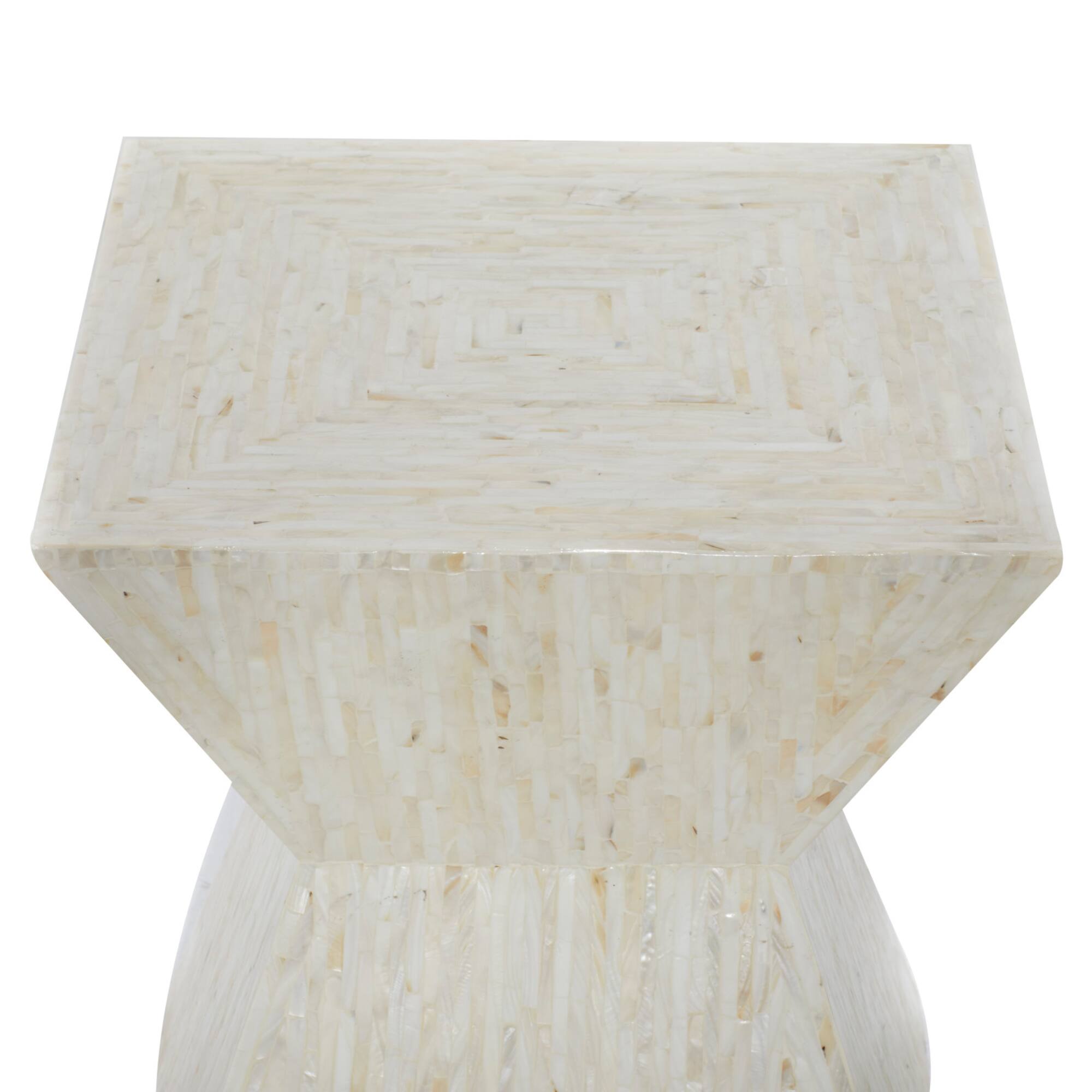 19" Beige Mussel Shells & Wood Contemporary Accent Table
